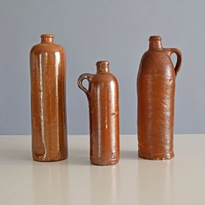 Antik gines vagy ásványvizes kerámiapalackok (3 db)