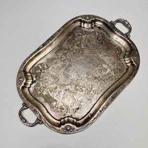 Tálca, hatalmas, patinás, négyzetes, füles, viktoriánus mintájú (73 x 46 cm)